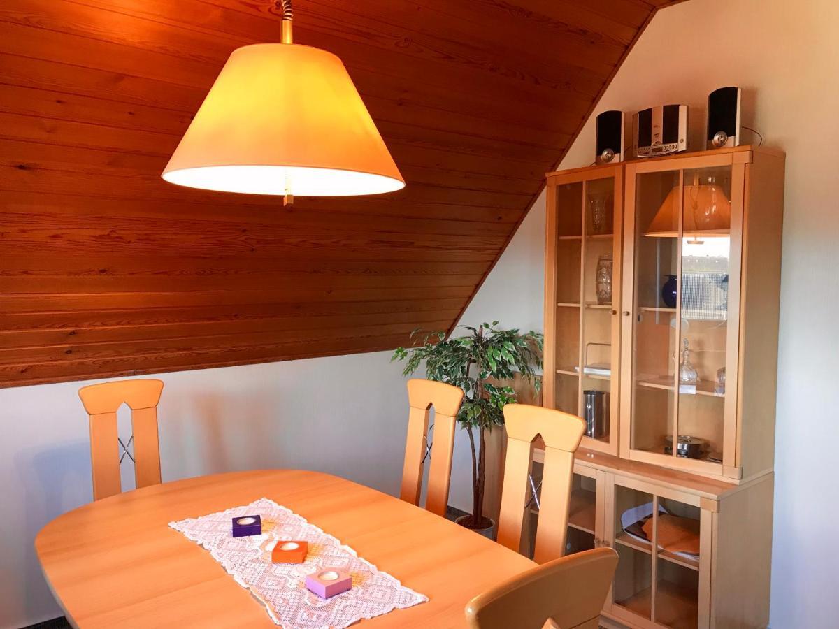 Mal Steinbock _ Ferienwohnung Anni Malente Extérieur photo